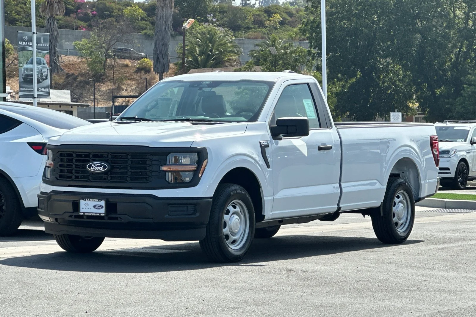 New 2026 Oxford White Ford XL image 7
