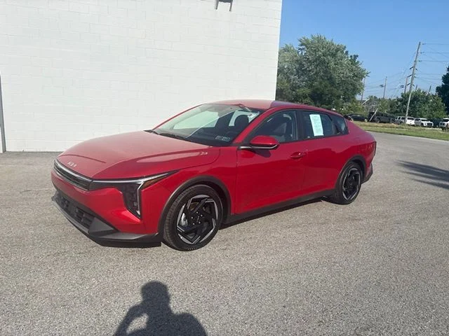 Used 2025 Red Kia EX image 59