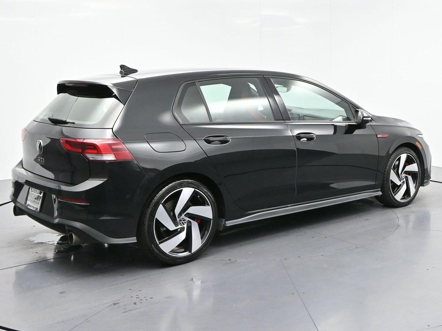 Used 2024 Mythos Black Metallic Volkswagen S image 7