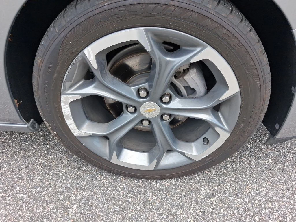 Used 2024 Gray Chevrolet LT image 14