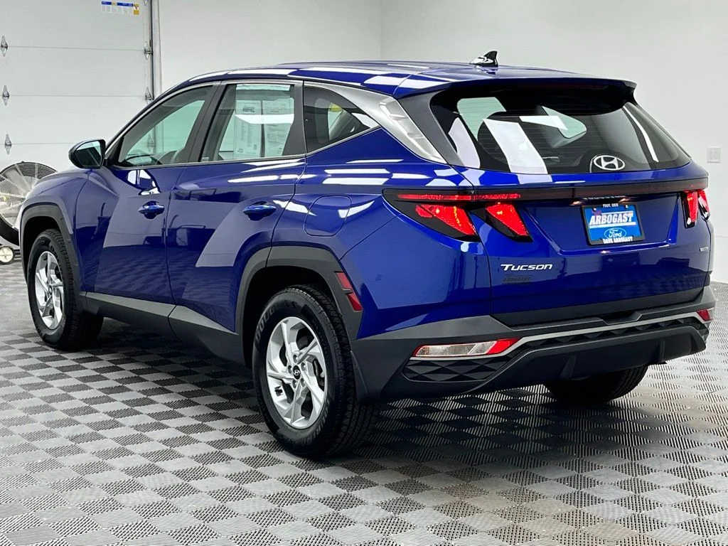 Used 2023 Blue Hyundai SE image 11