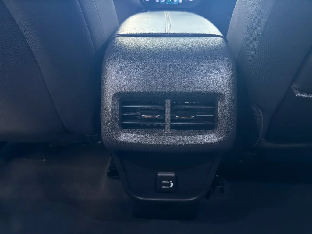 Used 2023 Silver GMC SLE image 17