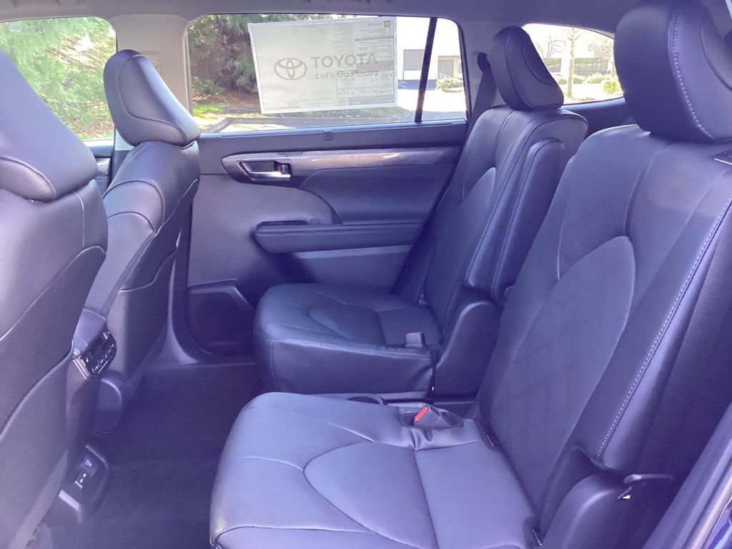 New 2026 Midnight Black Metallic Toyota Hybrid Platinum image 21