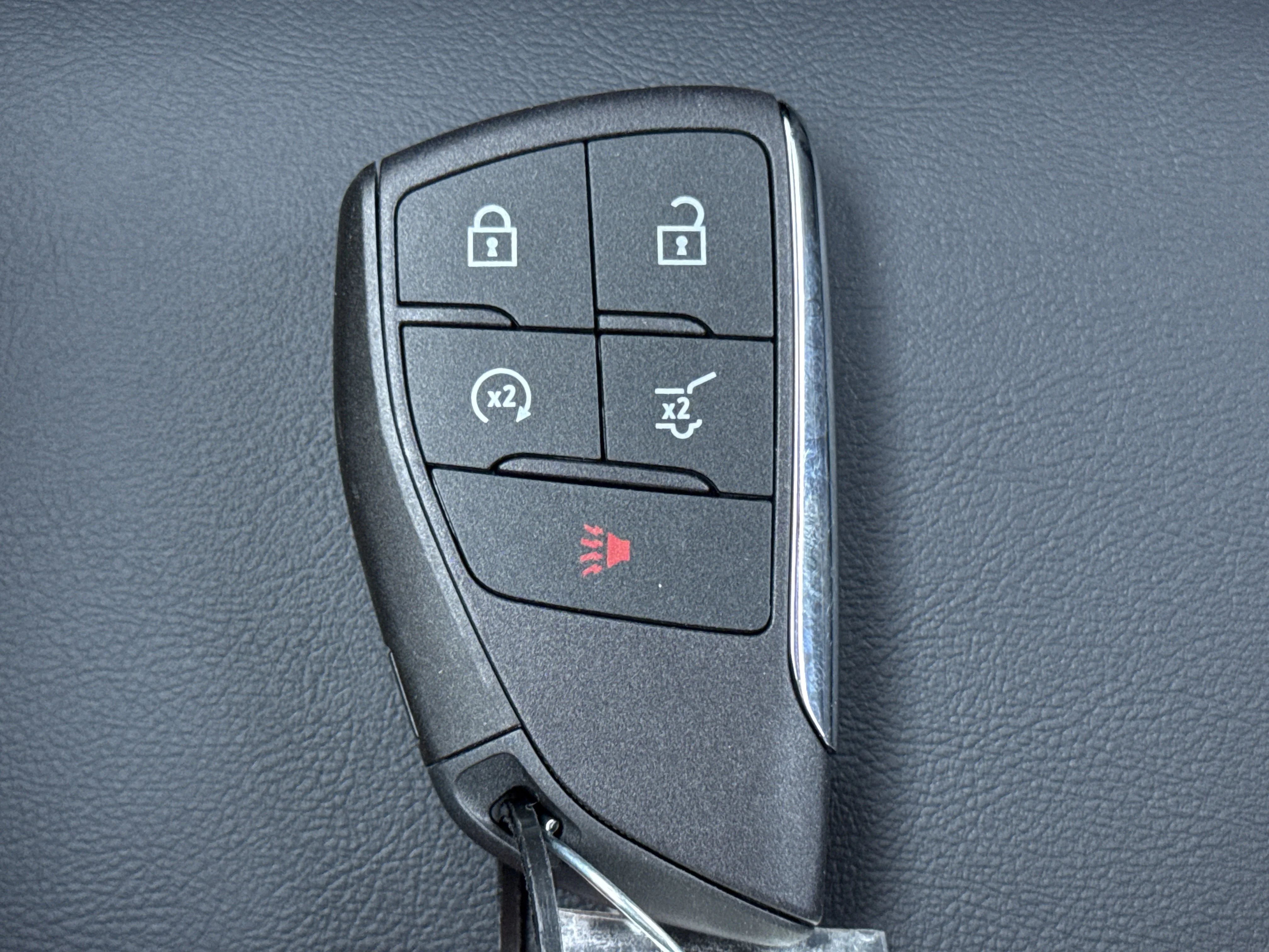 2026 GMC Acadia Elevation - Photo 25