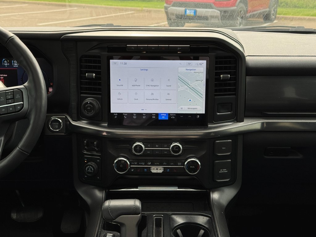 Used 2024 Carbonized Gray Metallic Ford Lariat image 18