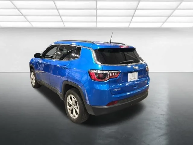 Used 2024 Blue Jeep Latitude image 6