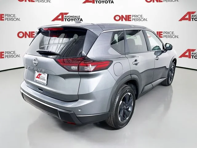 Used 2025 Gray Nissan SV image 7