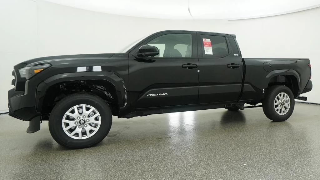 New 2026 Black Toyota SR5 image 4