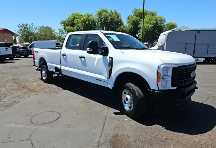 2023 Ford F-350 XL 4x4 Crew Cab 8' Box SRW's photo