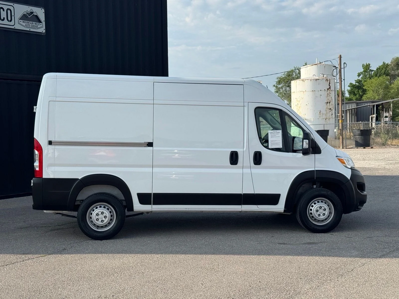 Used 2024 White Ram High Roof image 5