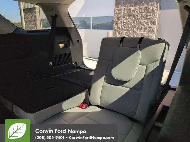 New 2026 Carbonized Gray Metallic Ford Platinum image 27