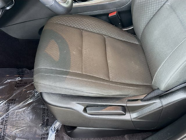 Used 2018 Red Jeep Laredo image 18