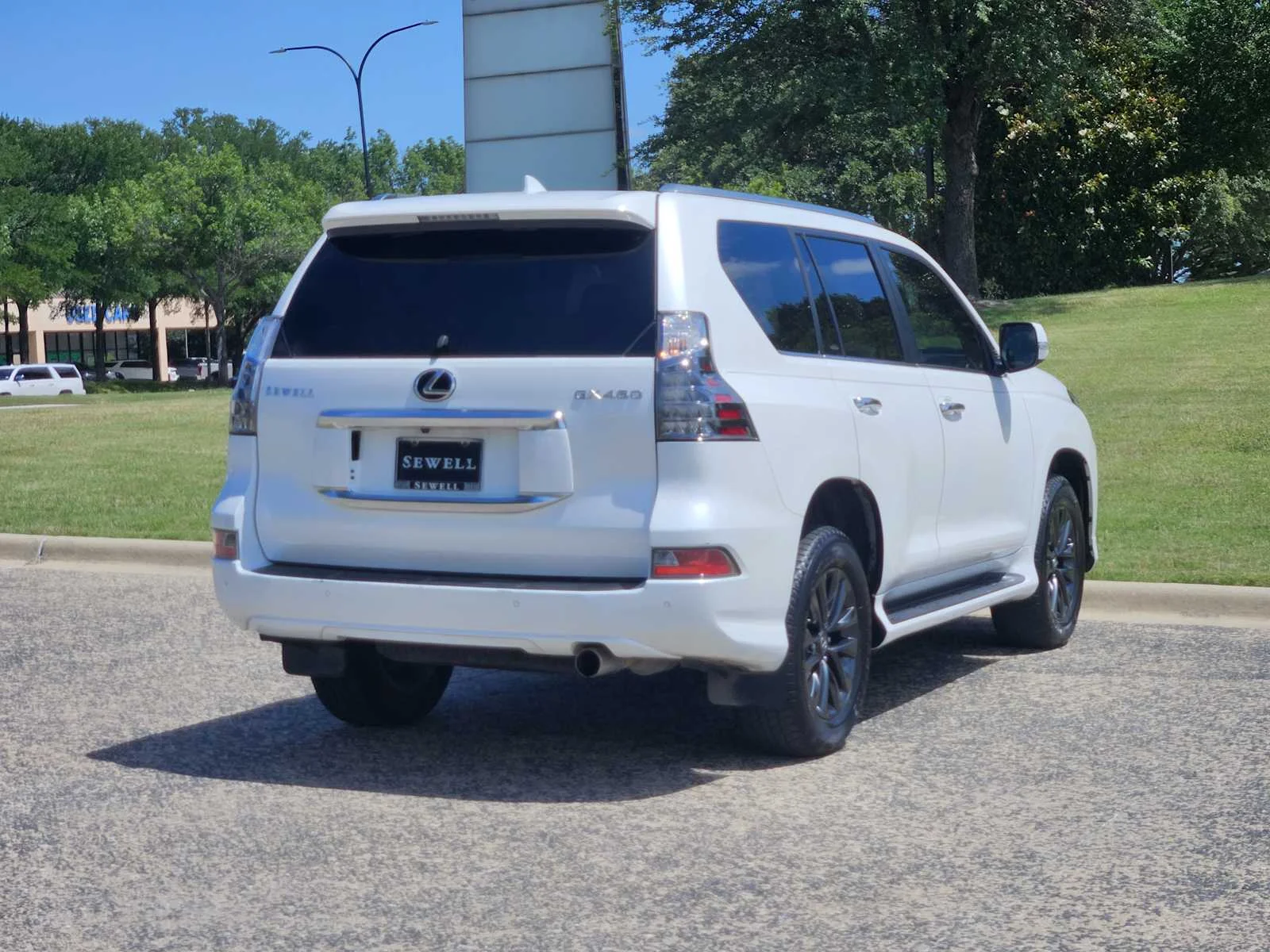 Certified Used 2021 STARFIRE PEARL Lexus Premium image 4