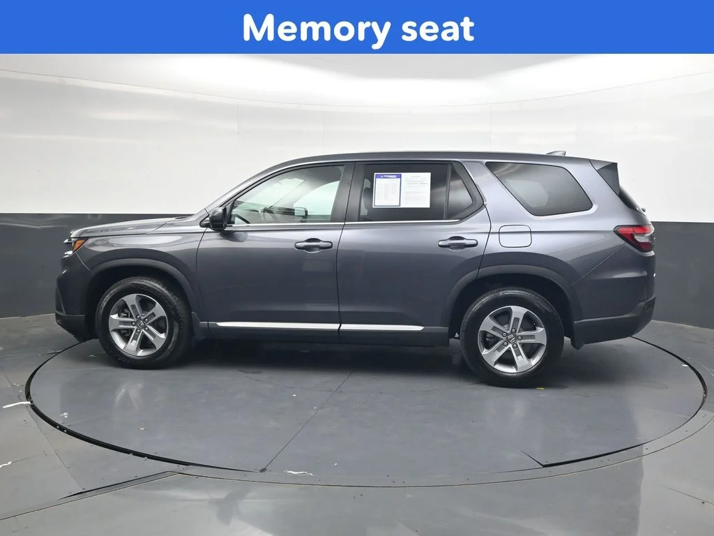 Certified Used 2025 Modern Steel Metallic Honda EX-L image 7