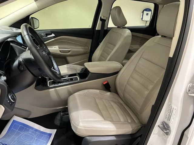 2019 Ford Escape Titanium - Photo 19