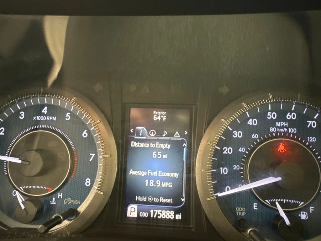 Used 2015 Blizzard Pearl Toyota XLE image 13