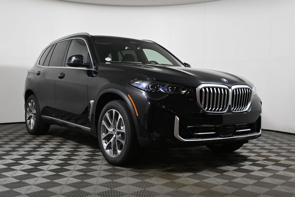 New 2026 Black Sapphire Metallic BMW xDrive40i image 9