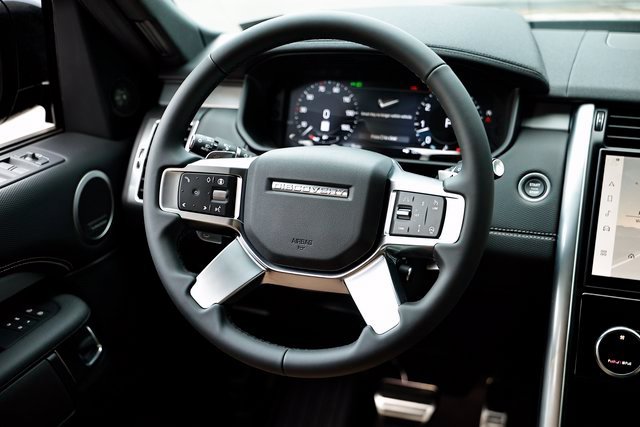 2026 Land Rover Discovery Gemini Edition - Photo 38