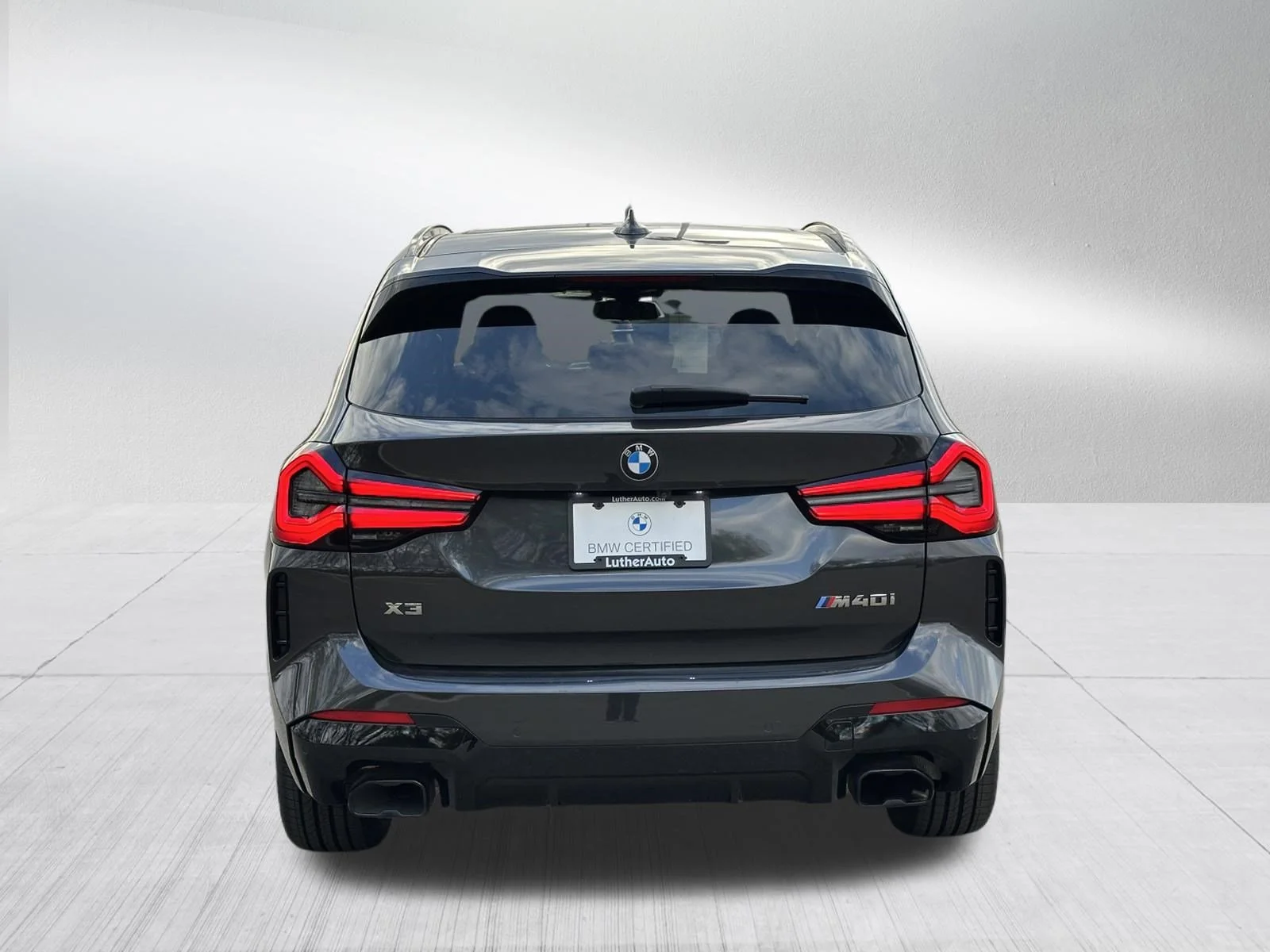 Used 2024 Dark Graphite Metallic BMW M40i image 6