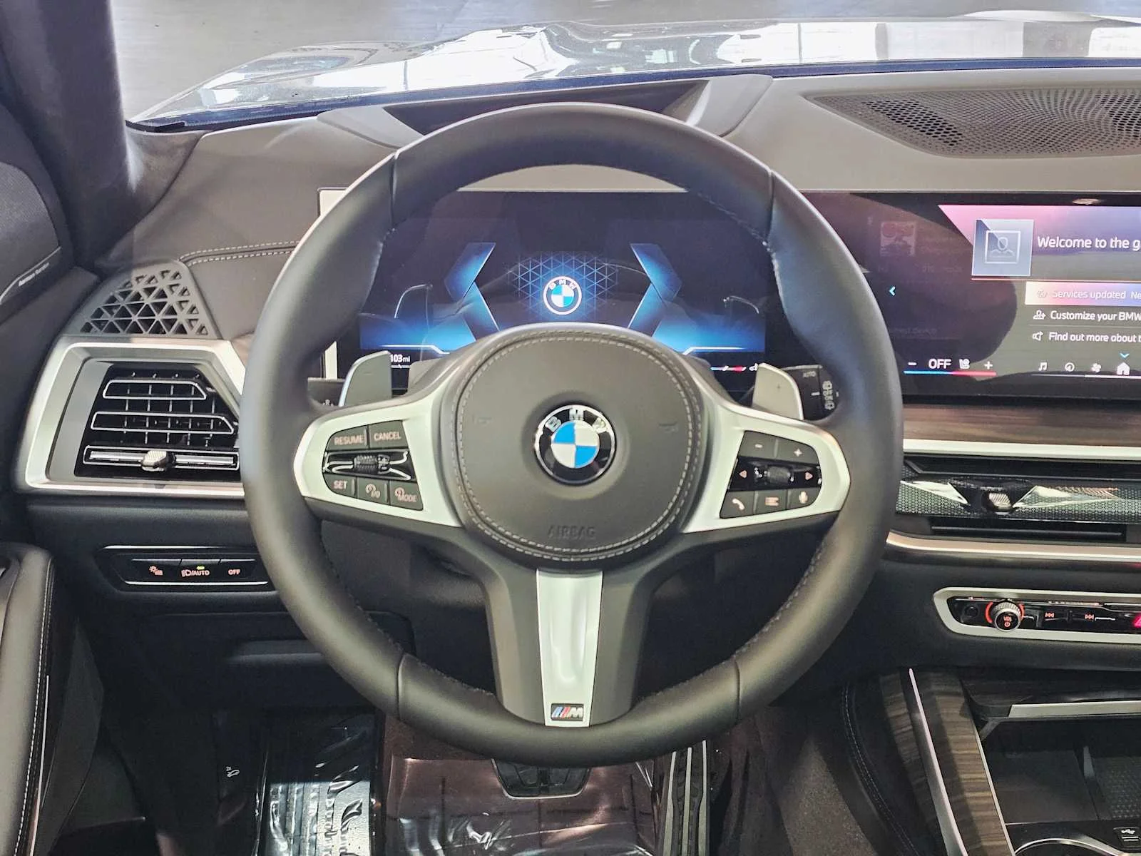 2026 BMW X7 40i - Photo 9