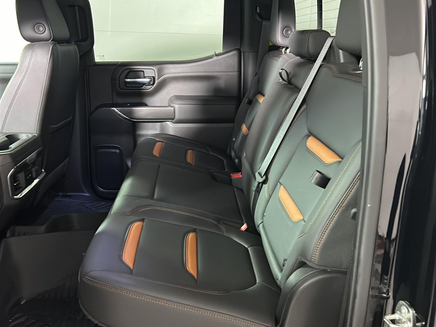 Used 2022 Onyx Black GMC AT4 image 17