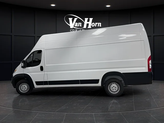 New 2025 Bright White Clear-Coat Exterior Paint RAM Super High Roof image 18