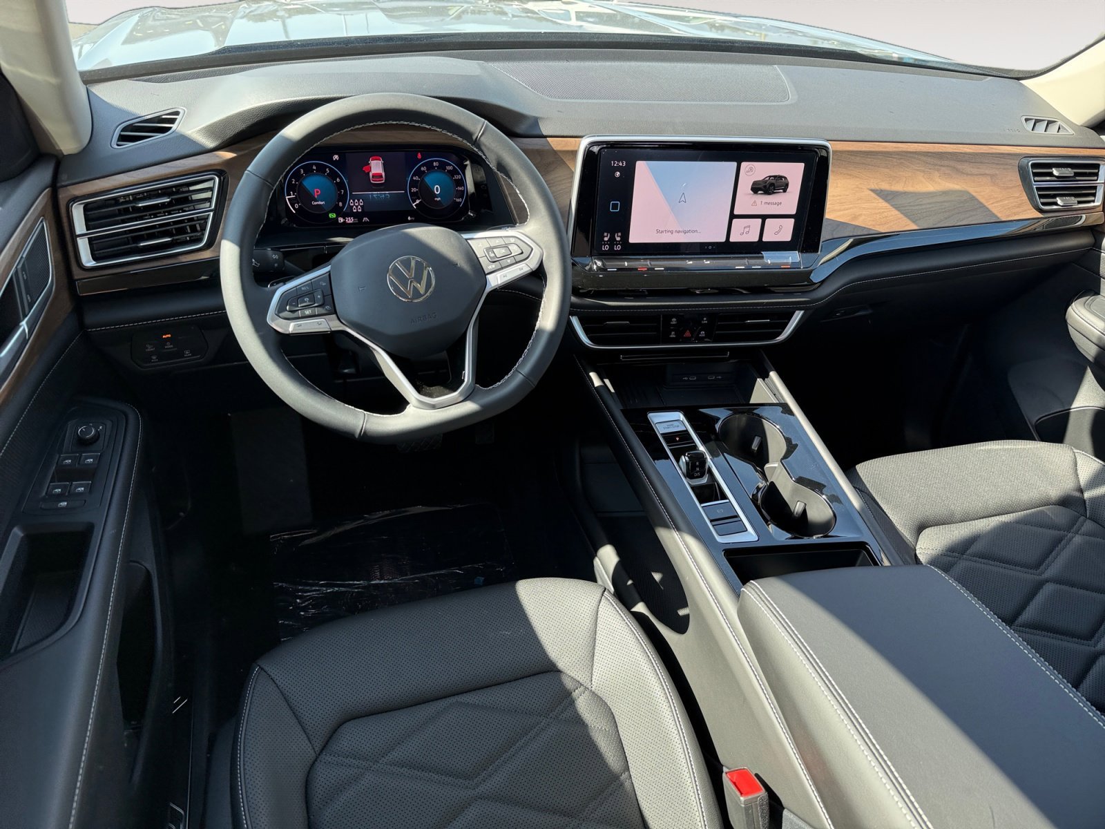 New 2026 Pure Gray Volkswagen 2.0T SE w/Technology image 15
