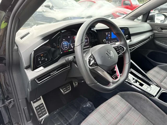 Used 2024  Volkswagen 2.0T S image 24