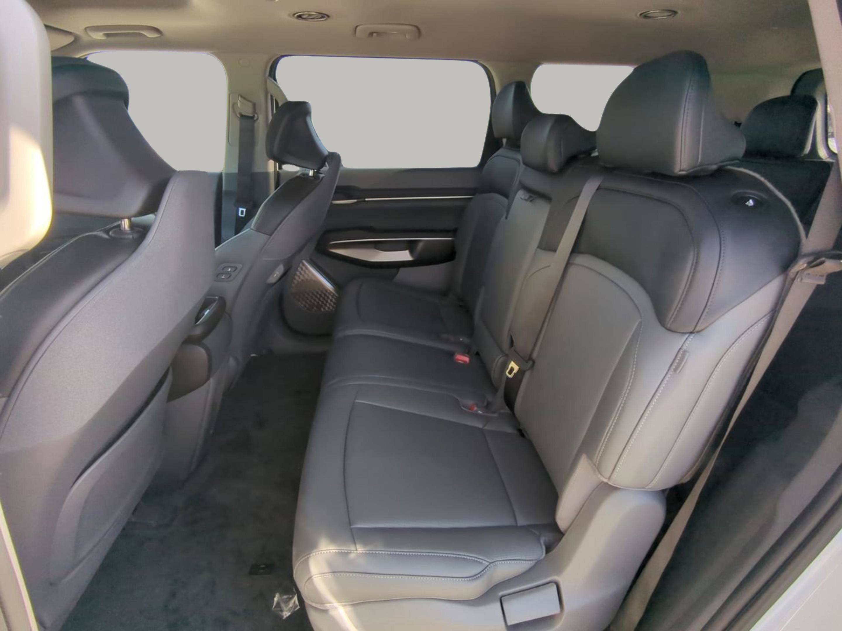 New 2026 Ivory Silver Kia Light Long Range image 13