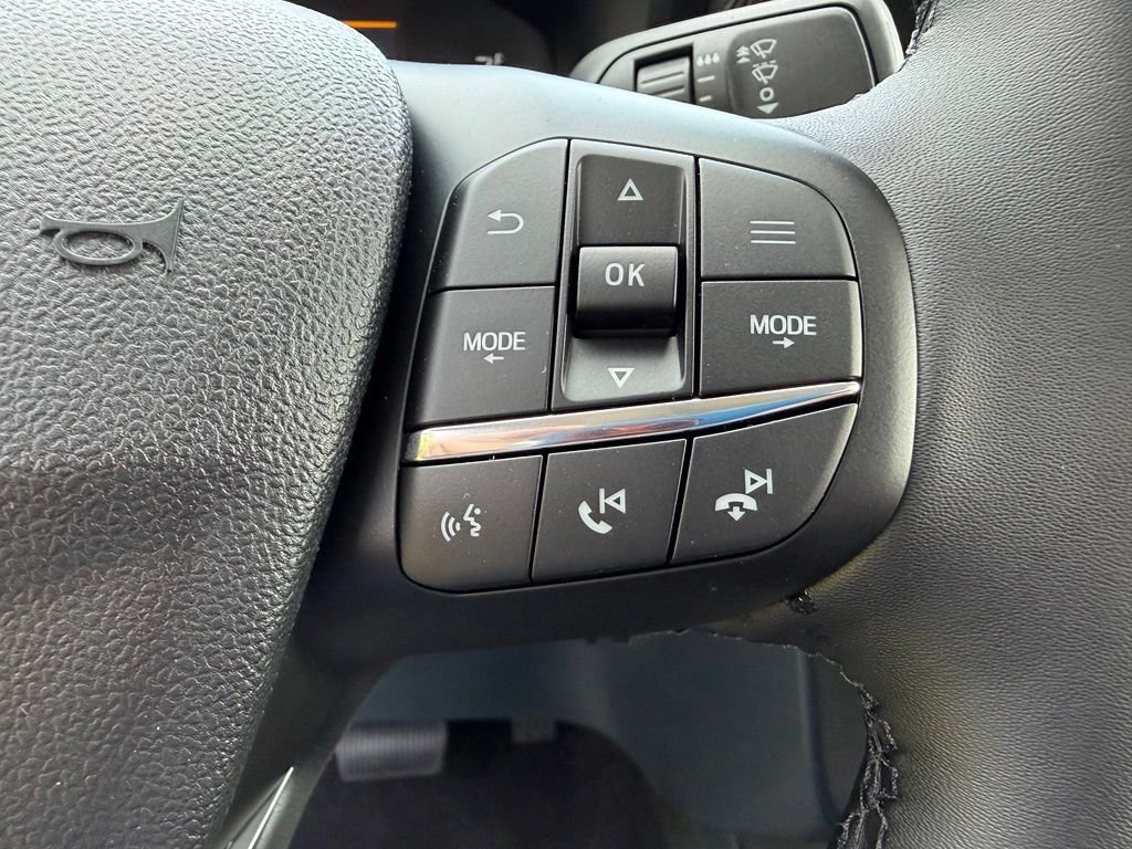 New 2026 Shadow Black Ford XLT image 12