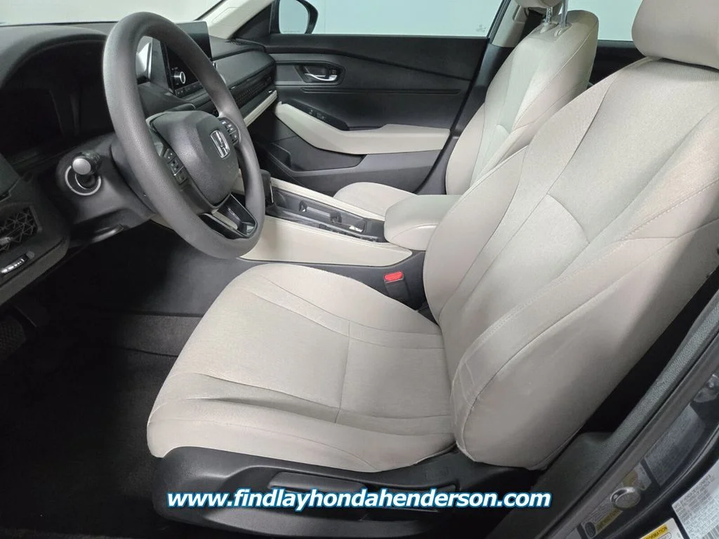 2025 Honda Accord LX - Photo 14
