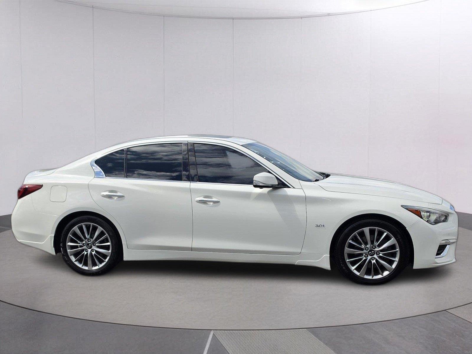 Used 2020 Pure White INFINITI 3.0t LUXE image 7