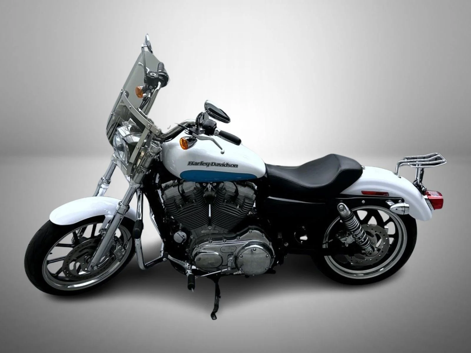 Used 2016 White Harley-Davidson  image 8