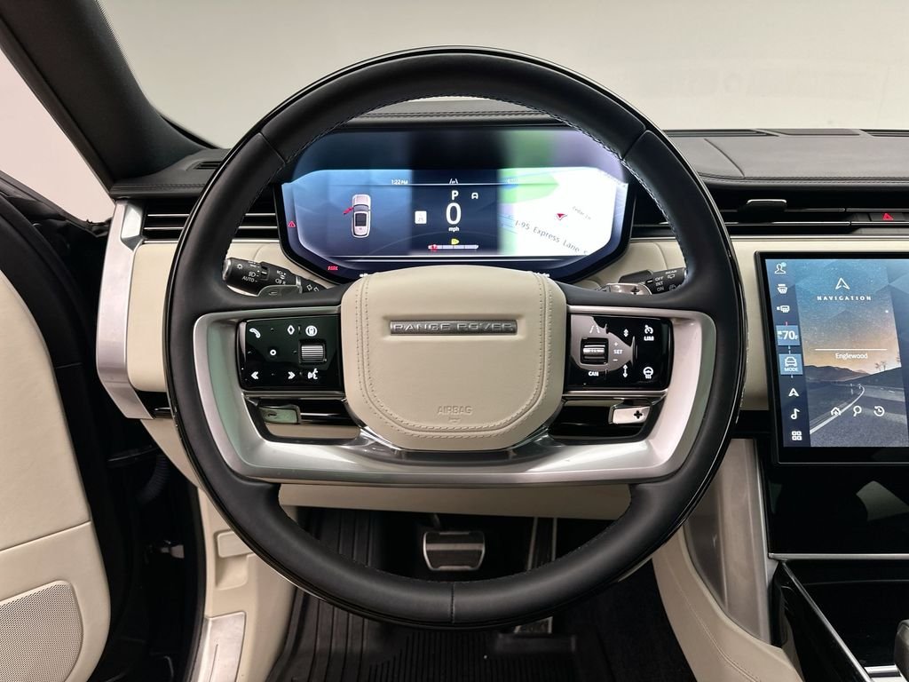 Used 2024 Santorini Black Metallic Land Rover SE image 30