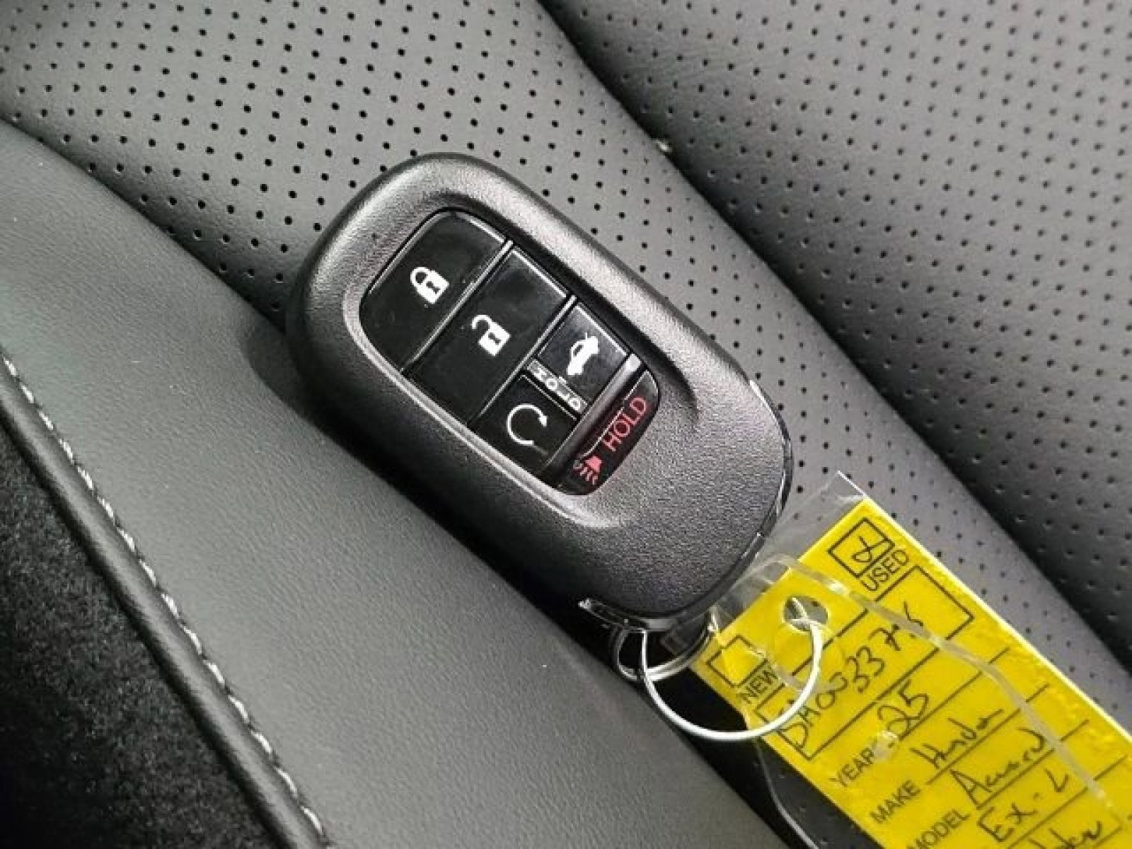 2025 Honda Accord Hybrid EX-L - Photo 35