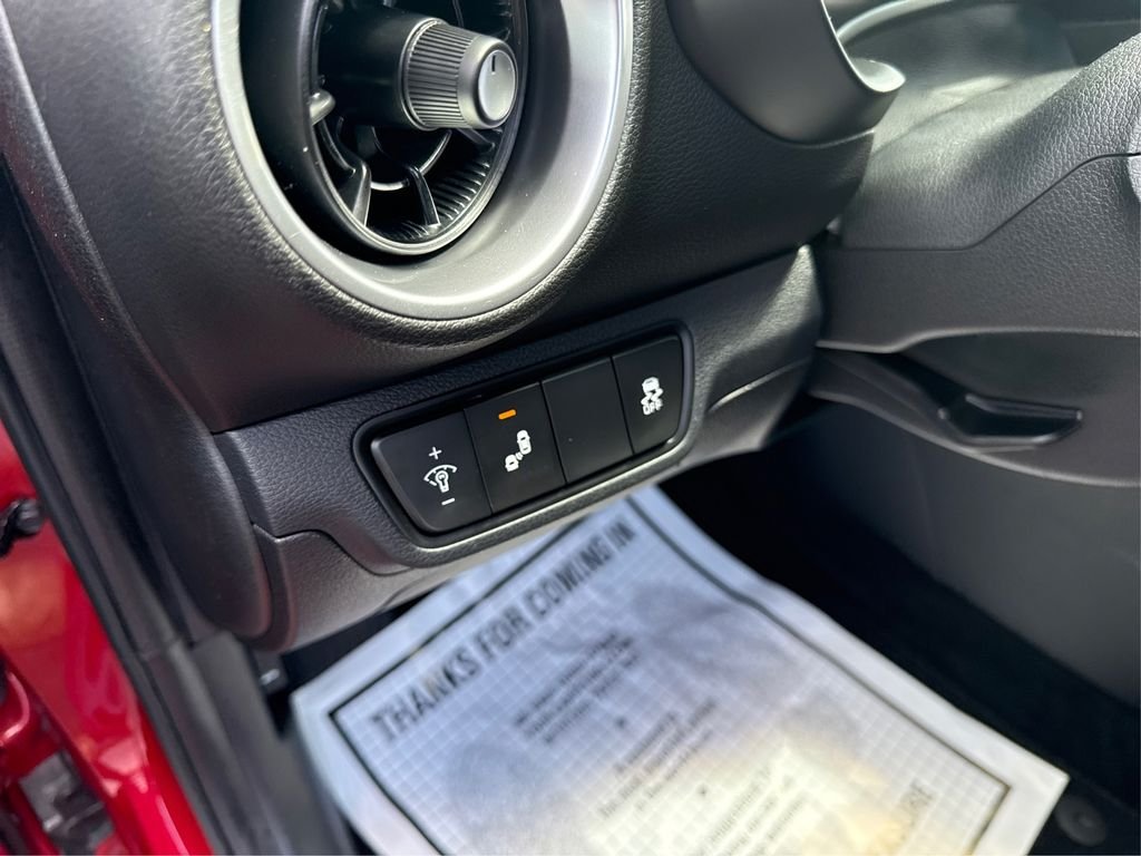 Used 2023 Red Kia LXS image 35
