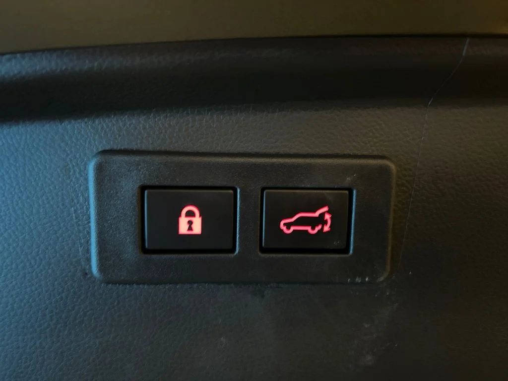 Used 2024 Green Metallic Subaru Limited image 21