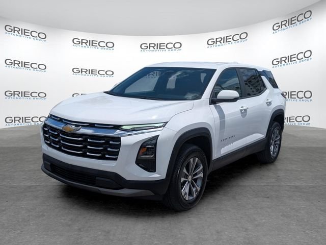 Used 2025 White Chevrolet LT image 3