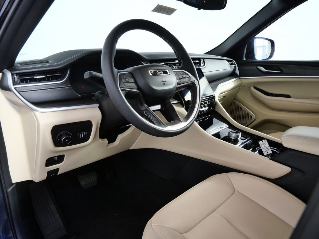 Used 2023 Black Jeep Limited image 13