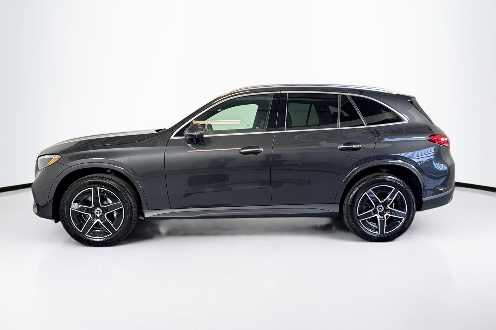 New 2026 Graphite Grey Metallic Mercedes-Benz GLC 300 image 8