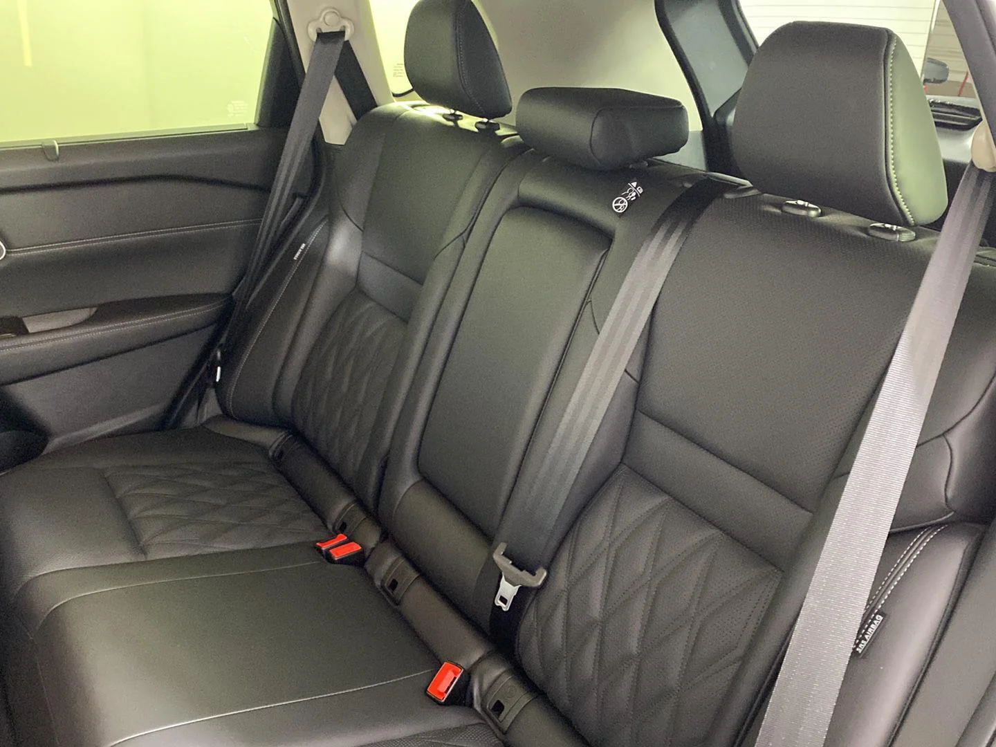 Used 2024 Champagne Silver Metallic/Super Black Nissan Platinum image 4