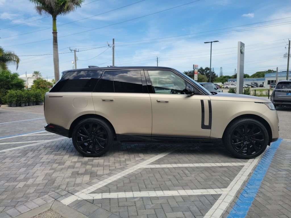 New 2026 Sunset Gold Satin Land Rover Autobiography image 6