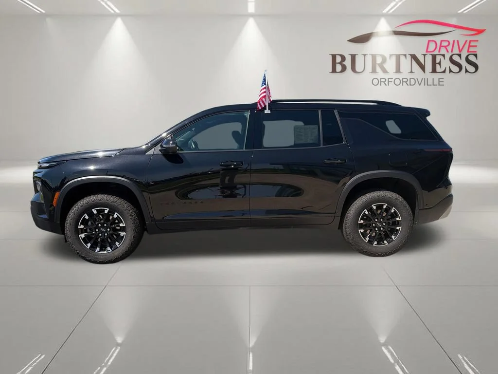 Certified Used 2025 Mosaic Black Metallic Chevrolet Z71 image 5