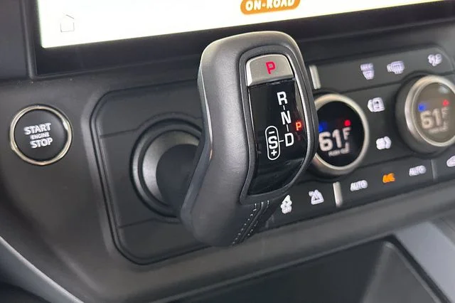 New 2026 Fuji White Land Rover S image 20