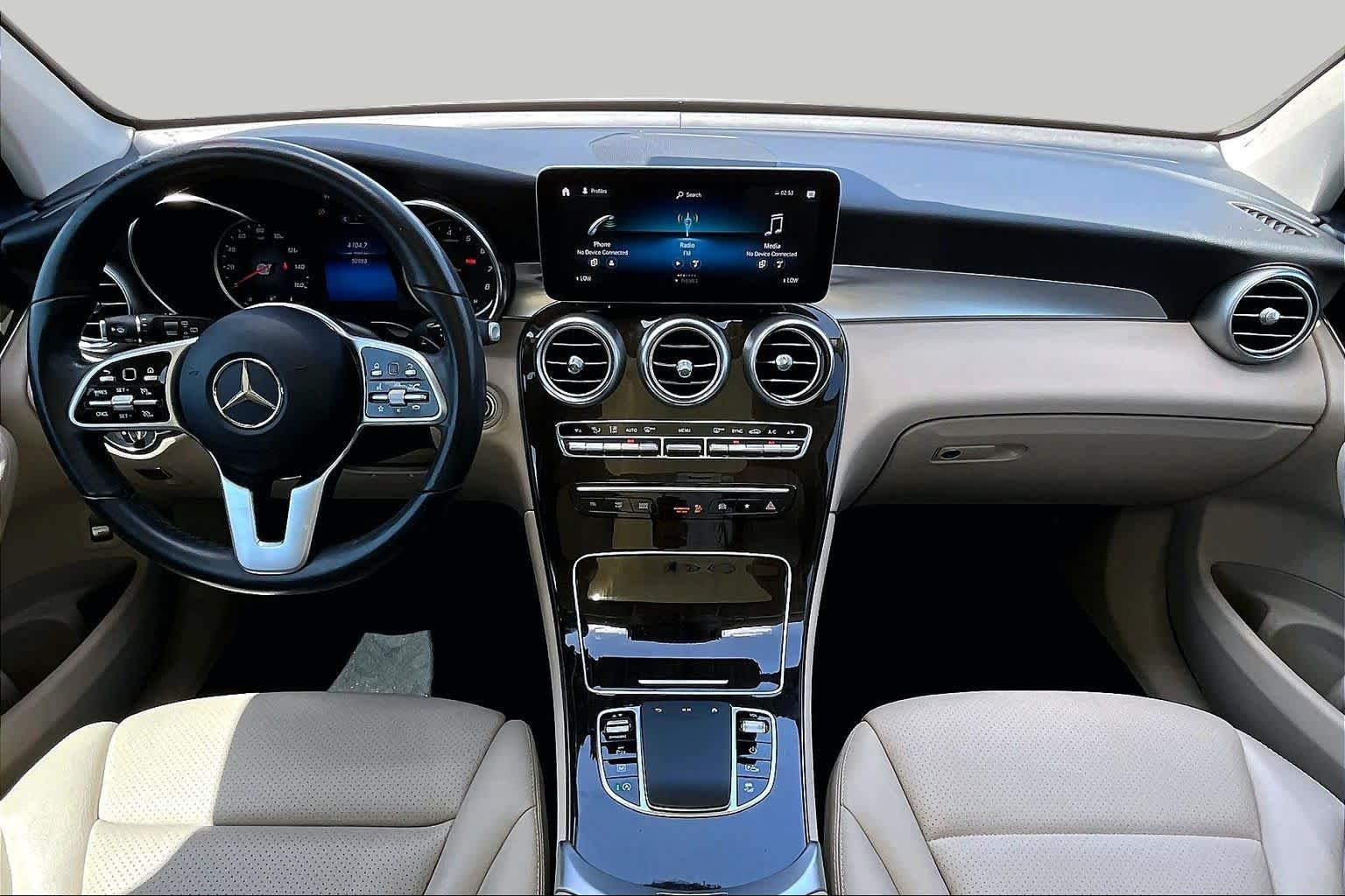 Used 2022 Polar White Mercedes-Benz GLC 300 image 15