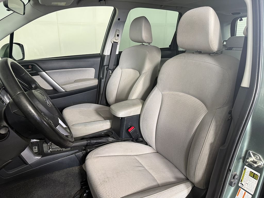 Used 2018 Green Subaru 2.5i Premium image 26