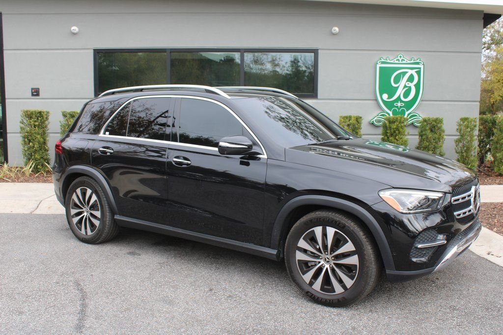 Used 2025 Black Mercedes-Benz GLE 450 image 3