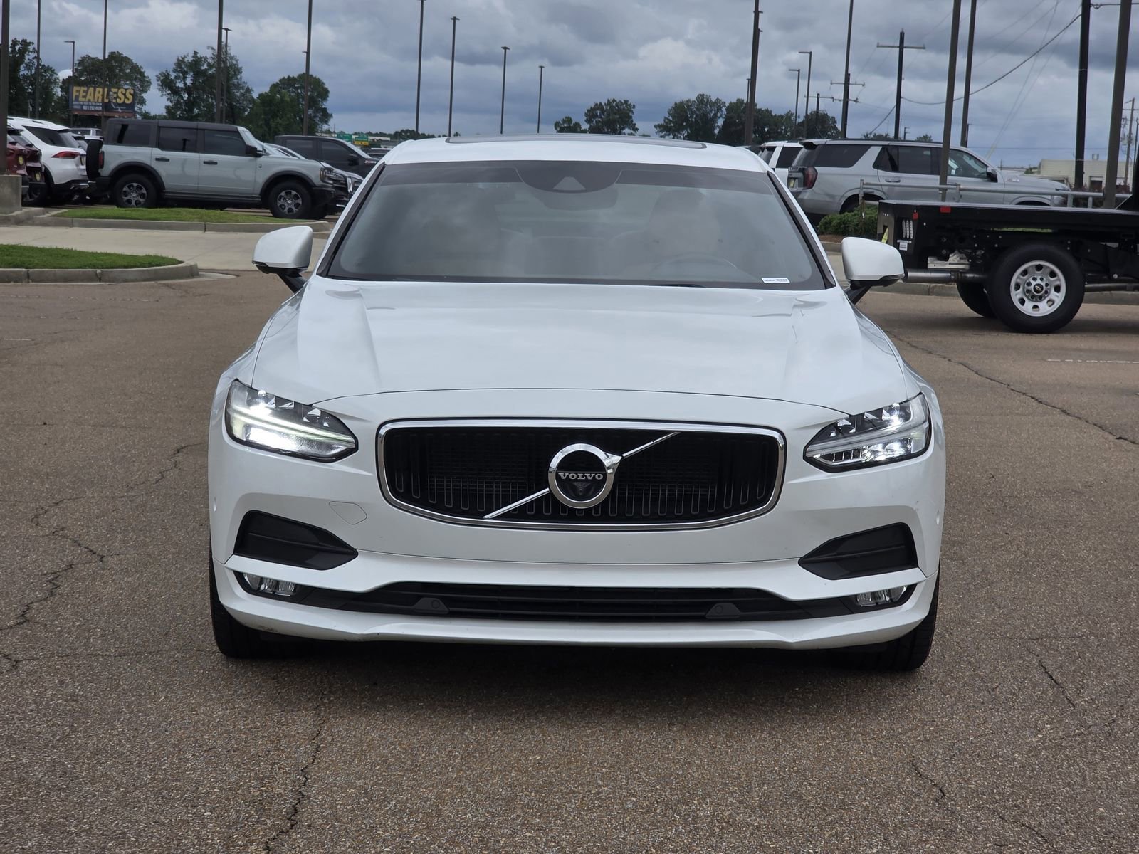 Used 2017 Volvo S90 Momentum with VIN YV1A22MK3H1016036 for sale in Madison, MS