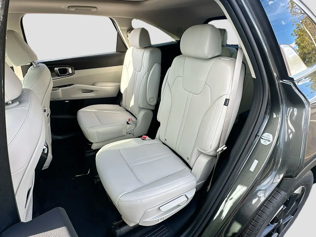 New 2026 Interstellar Gray Kia EX image 26