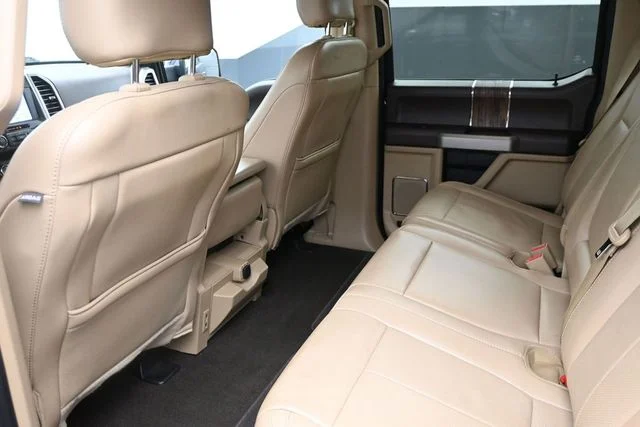 Used 2019 Blue Ford Lariat image 19